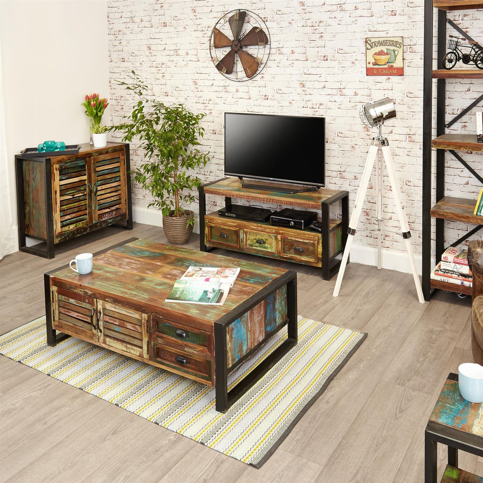 4 Door 4 Drawer Large Coffee Table - Urban Chic - Image 3