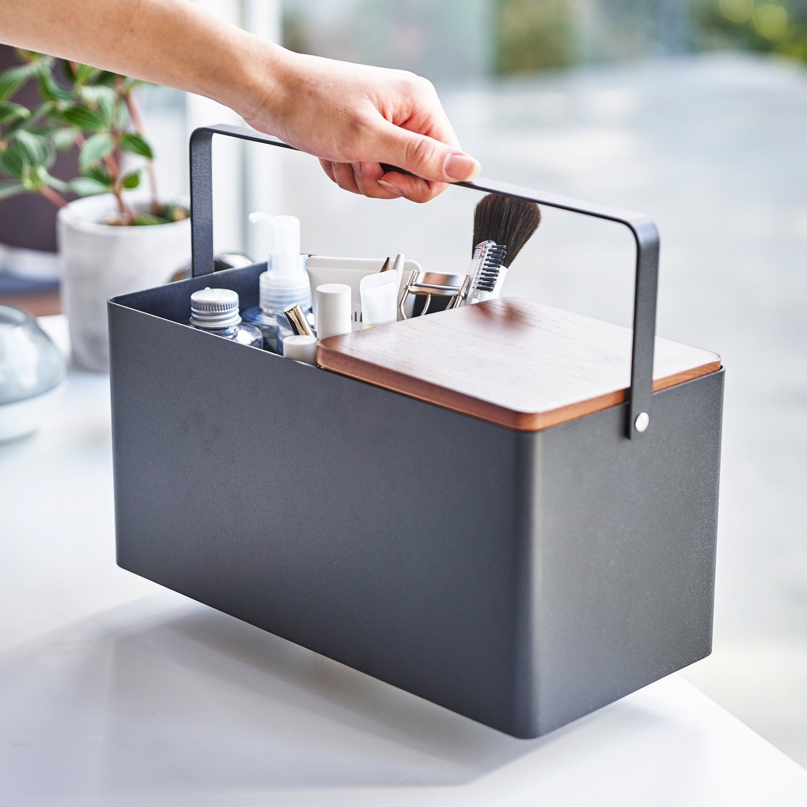 Makeup Box - Image 8