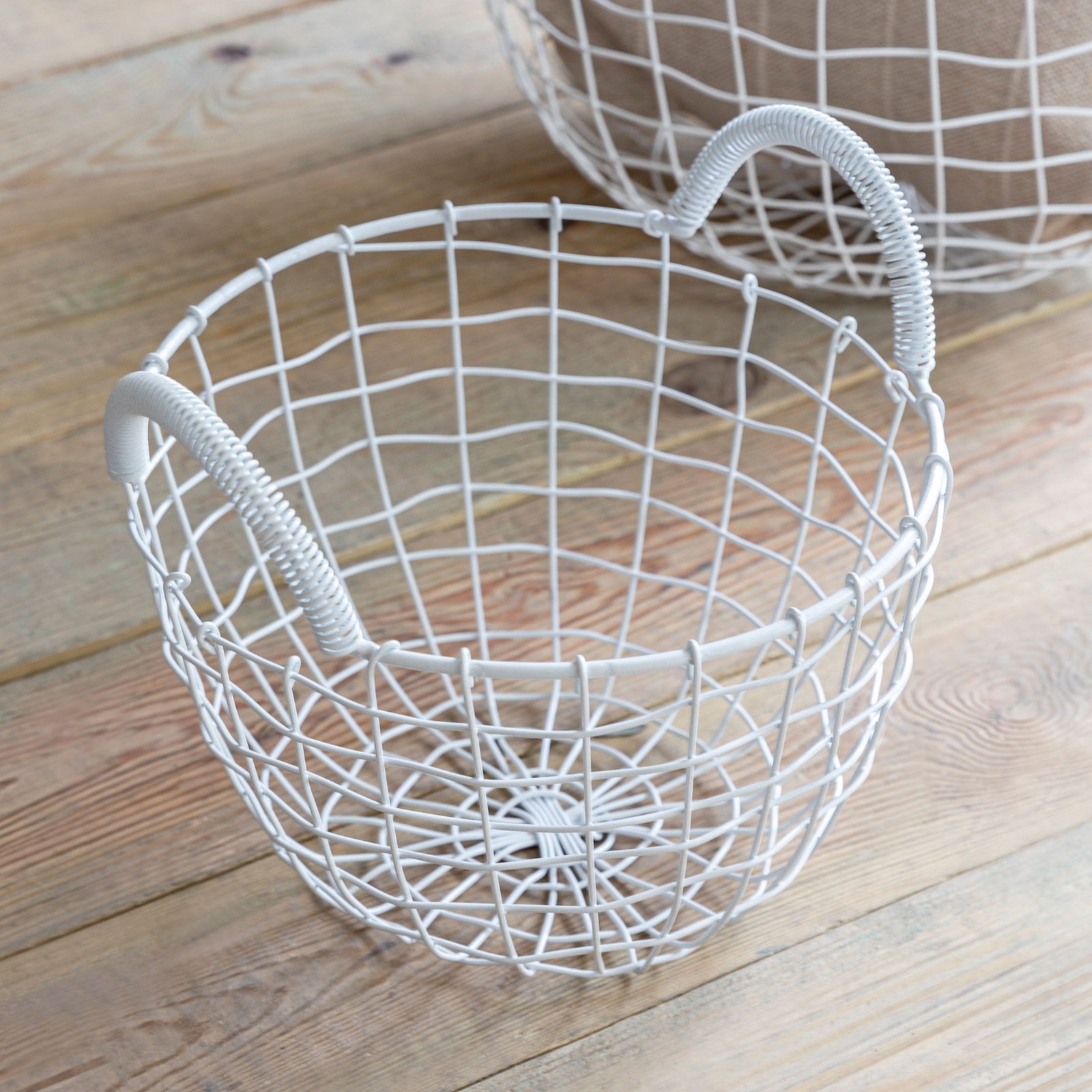 Small Wirework Storage Basket Lily White - Image 2