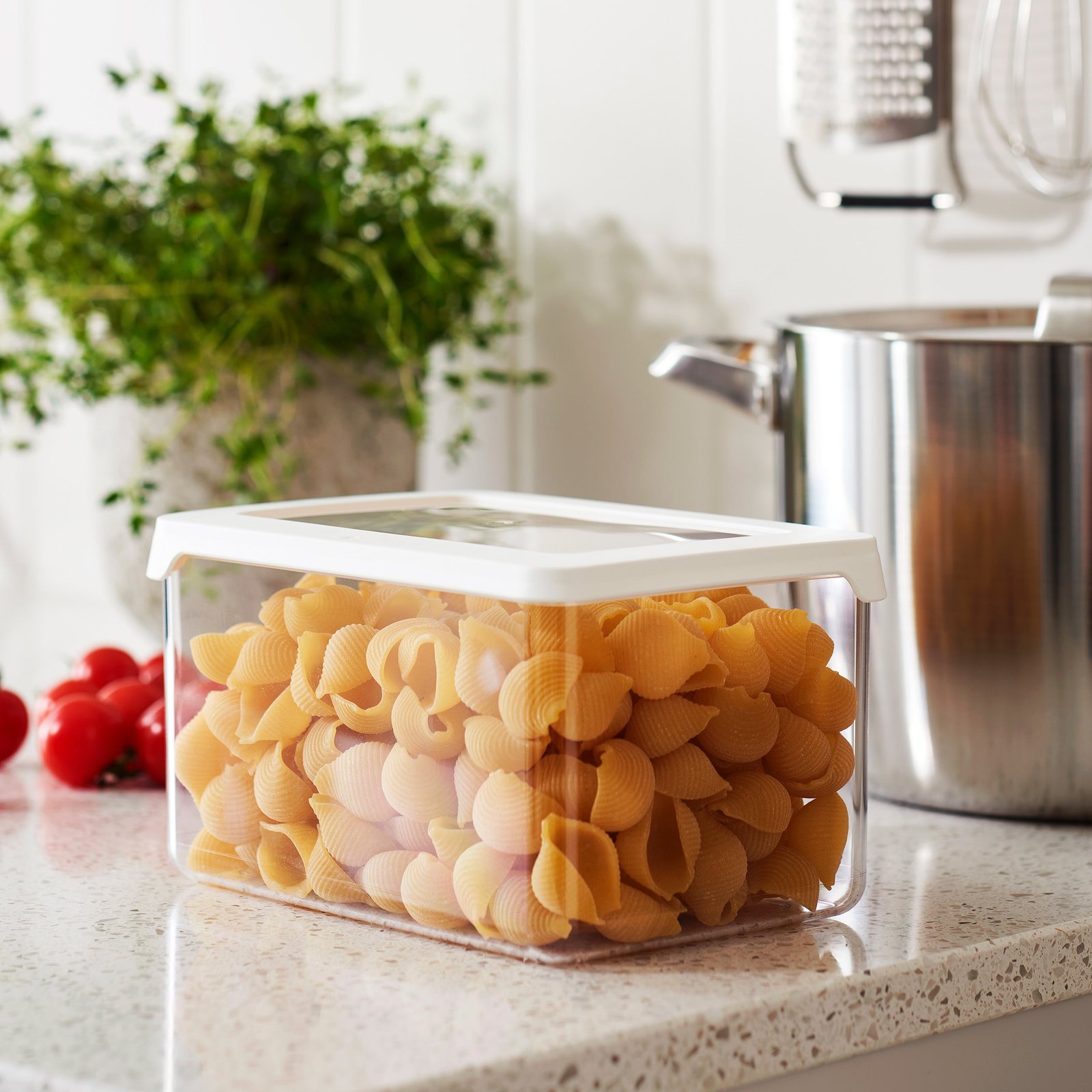 Airtight Dry Food Storage Container 1.65 Litre - Image 2