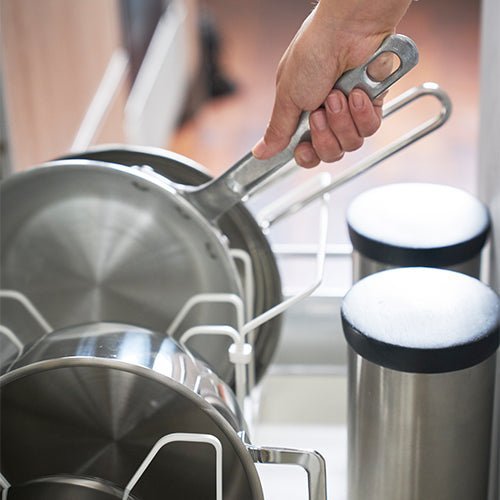 Extendable Pan Lid and Frying Pan Organiser - Image 6