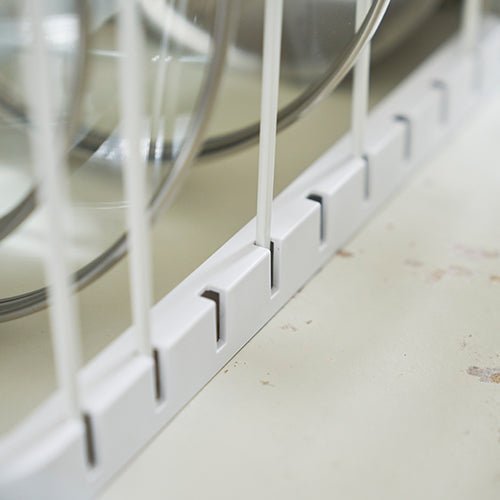 Extendable Pan Lid and Frying Pan Organiser - Image 7