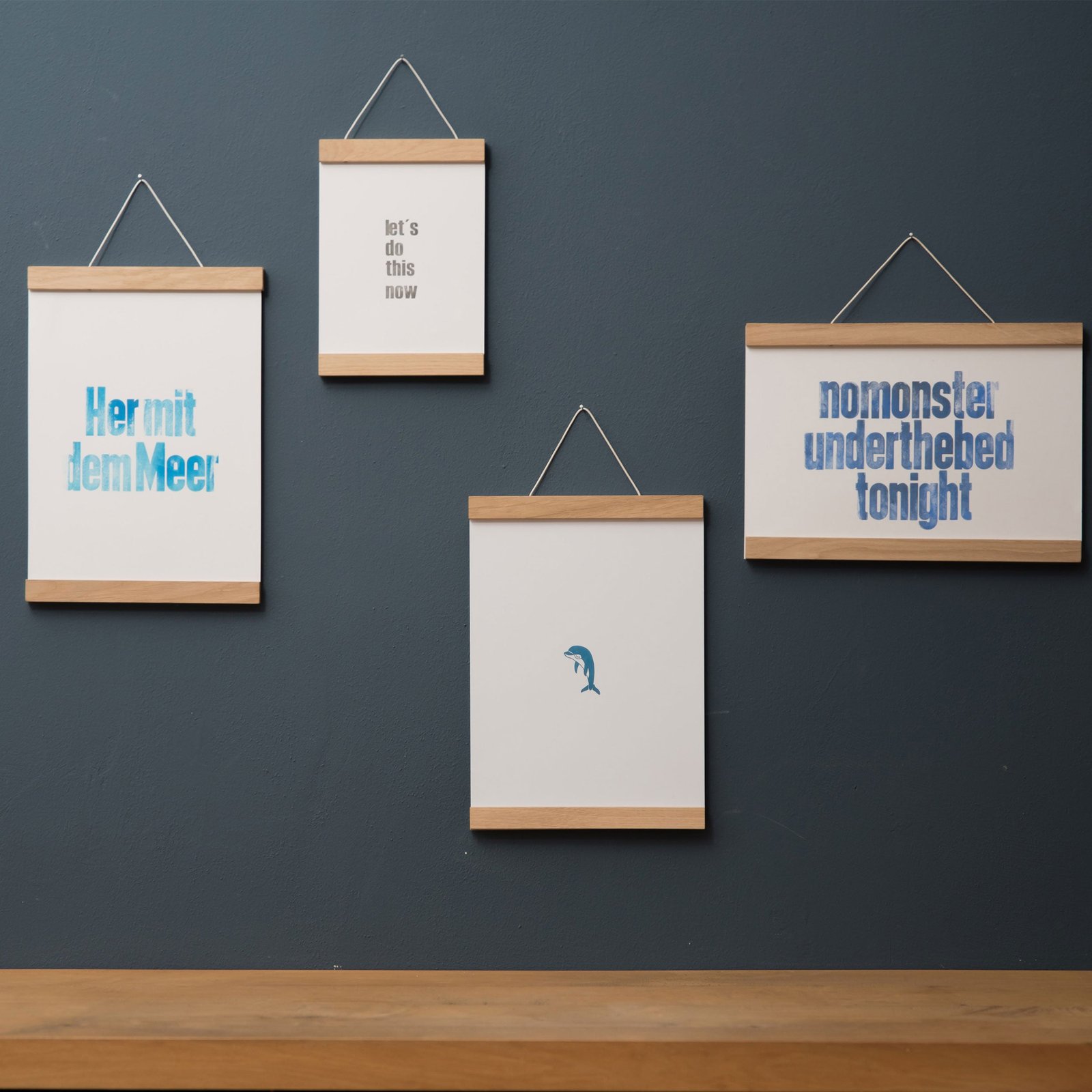 Magnetic Poster Hanger - Image 6